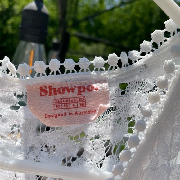 Never worn- DO YOU MISS ME DRESS IN WHITE LACE
AUS Size: 10 (M) - Picture 4 of 4